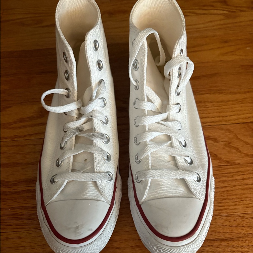 CONVERSE Chuck Taylor All Star White High Top Shoes, size M6.5/W8.5